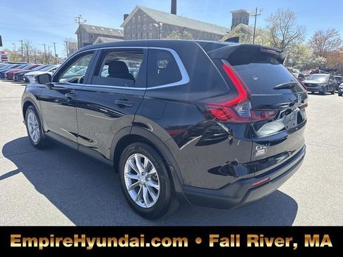 Used 2025 Honda CR-V EX image 8
