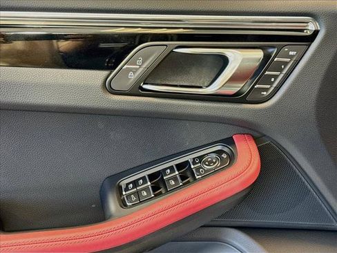 New 2026 Porsche Macan S AWD/4WD image 11