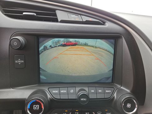 Used 2017 Chevrolet Corvette Stingray Coupe w/ 1LT image 17