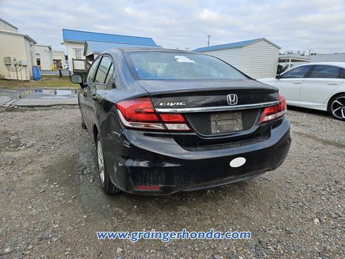 Used 2013 Honda Civic LX image 9