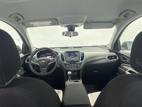 Used 2023 Chevrolet Equinox LS image 17