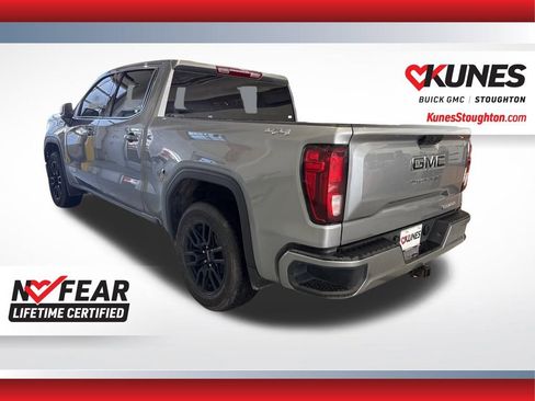 Used 2024 GMC Sierra 1500 Elevation w/ LPO, Elevation Black Package image 8