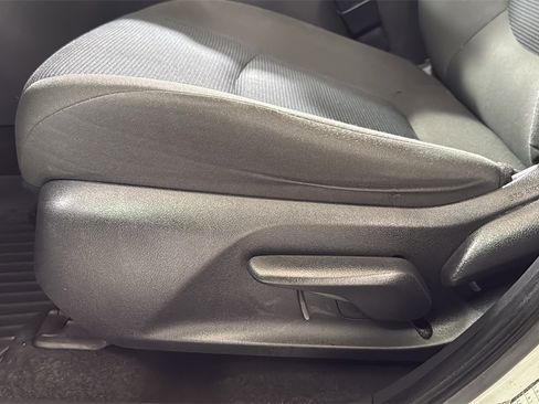 Certified 2023 Toyota RAV4 LE image 14