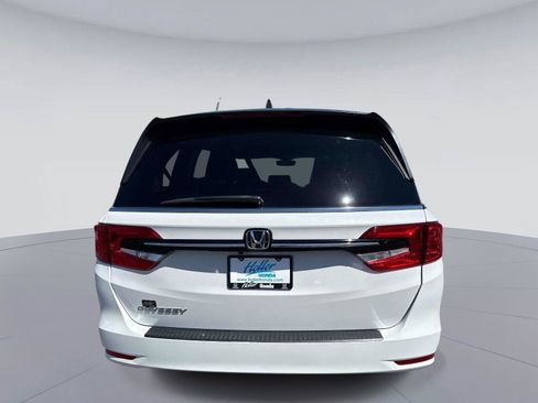 Certified 2024 Honda Odyssey EX-L image 5