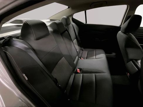 Used 2024 Nissan Altima 2.5 SV image 25