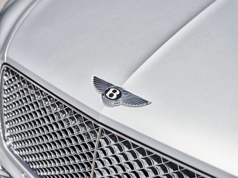 Used 2021 Bentley Bentayga AWD/4WD image 7
