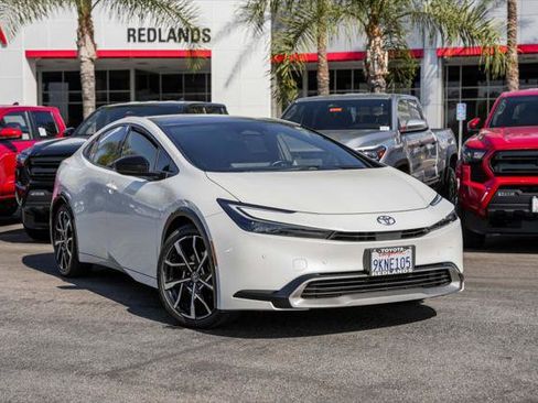 Certified 2024 Toyota Prius Prime FWD image 1