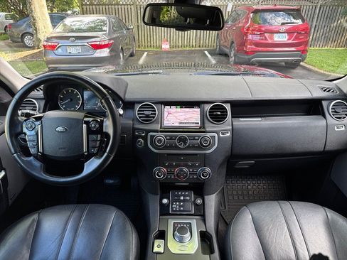 Used 2016 Land Rover LR4 HSE Silver Edition AWD/4WD image 21