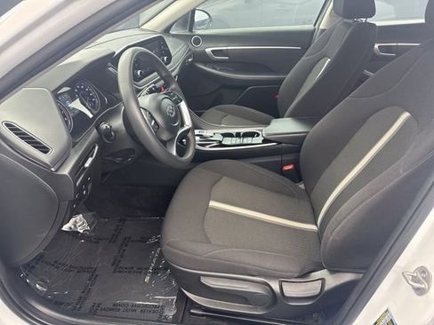 Used 2023 Hyundai Sonata SE image 16