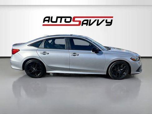 Used 2024 Honda Civic Sport image 8