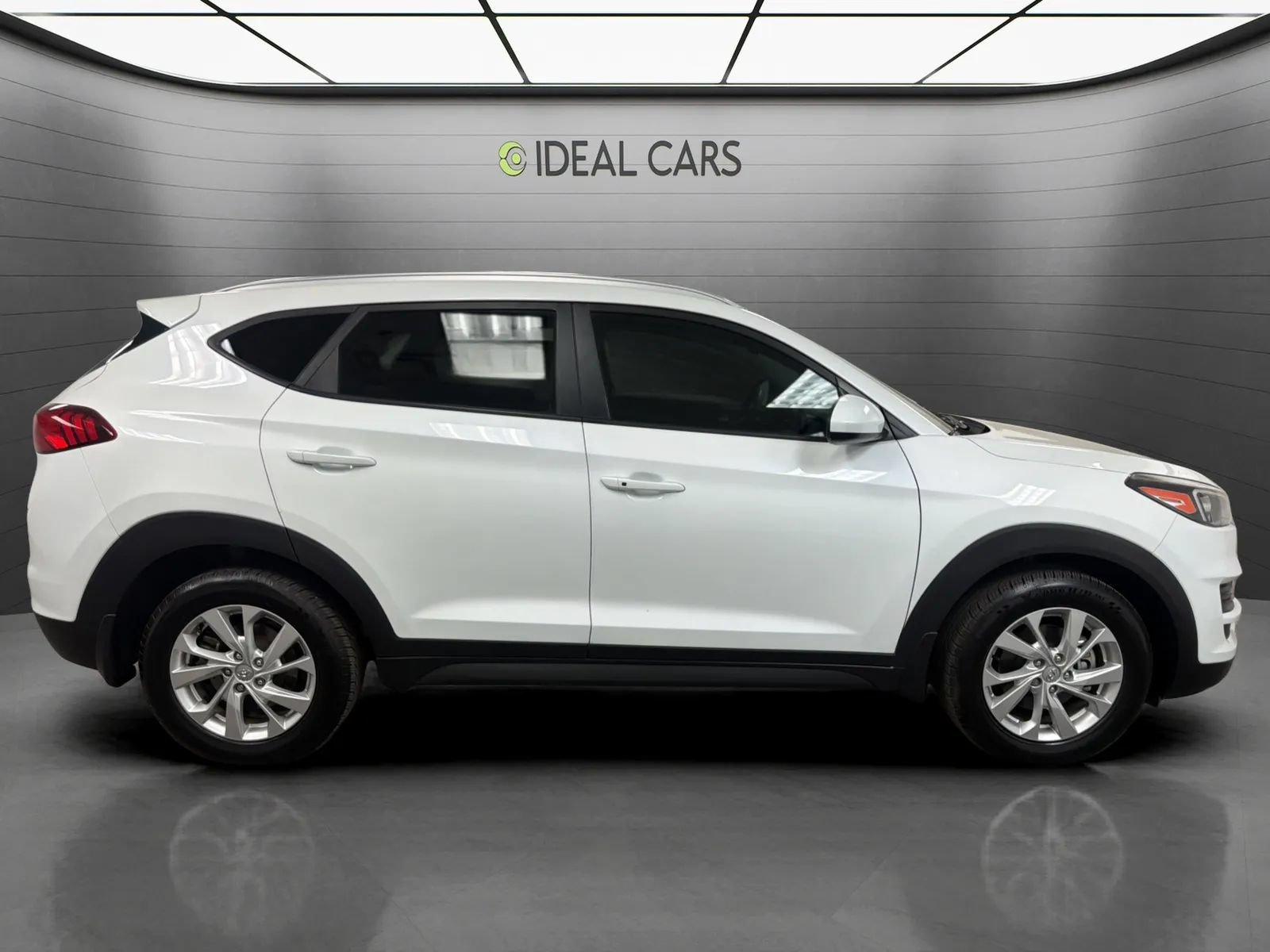 Used 2021 Hyundai Tucson Value w/ Winter Weather Package FWD image 4