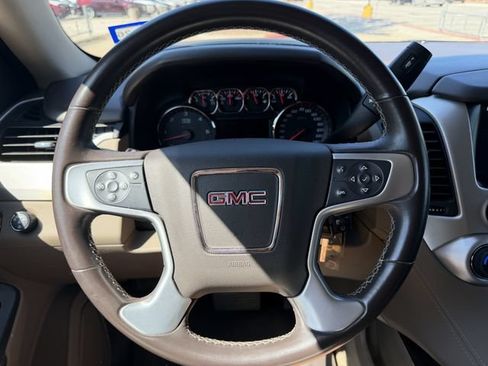 Used 2016 GMC Yukon XL SLE w/ Convenience Package RWD image 12