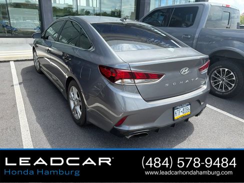 Used 2018 Hyundai Sonata Sport FWD image 2