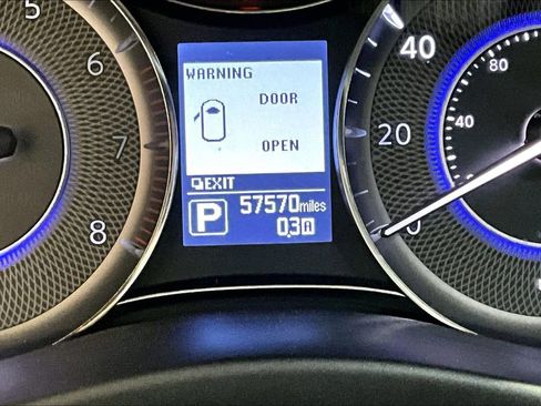 Used 2017 INFINITI QX80 4WD w/ Deluxe Technology Package image 19