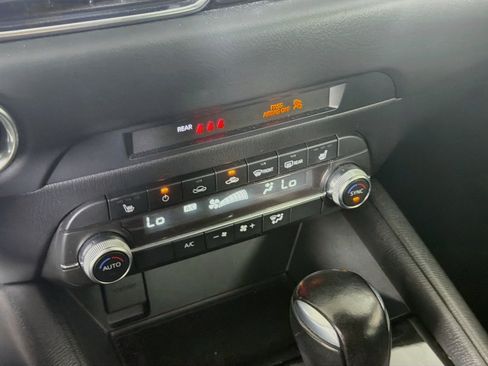 Used 2021 MAZDA CX-5 Touring FWD image 24