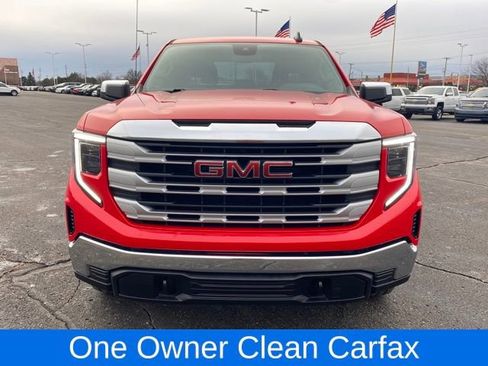 Used 2023 GMC Sierra 1500 SLE image 2