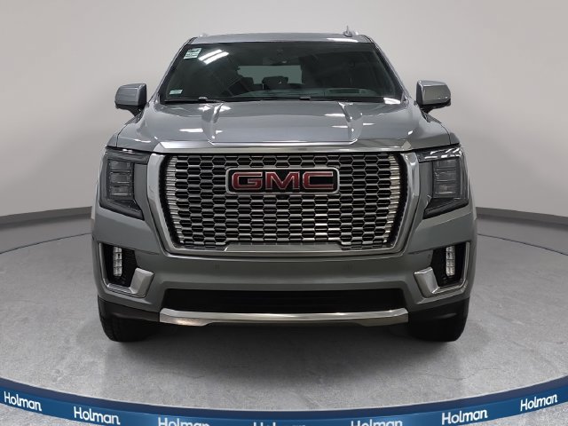 Used 2023 GMC Yukon Denali AWD/4WD image 3