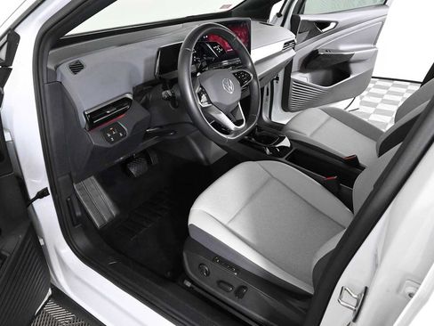 Certified 2021 Volkswagen ID.4 Pro S w/ Gradient Package RWD image 18