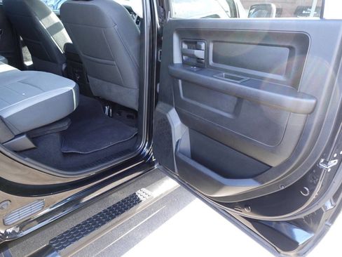 Used 2022 RAM 1500 Express w/ Wheel & Sound Group image 25