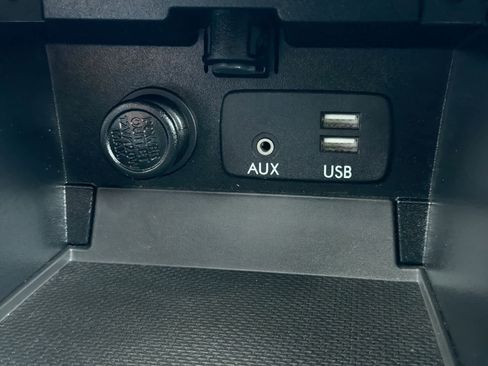 Used 2016 Subaru Outback 2.5i Limited image 31