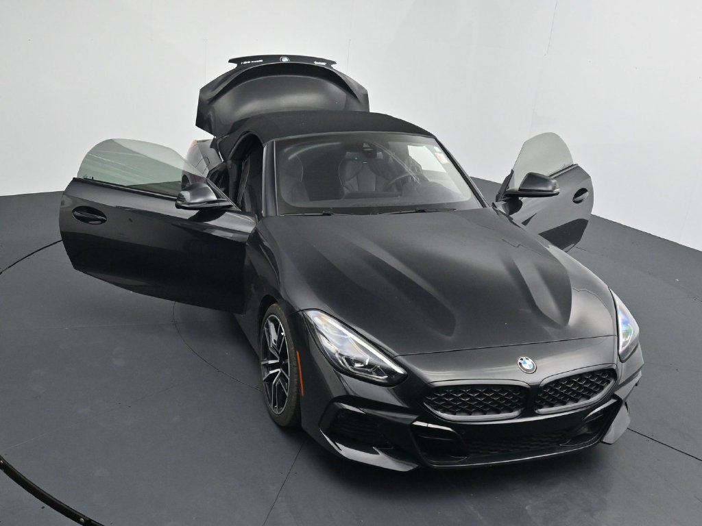 Used 2019 BMW Z4 sDrive30i w/ M Sport Package RWD image 25