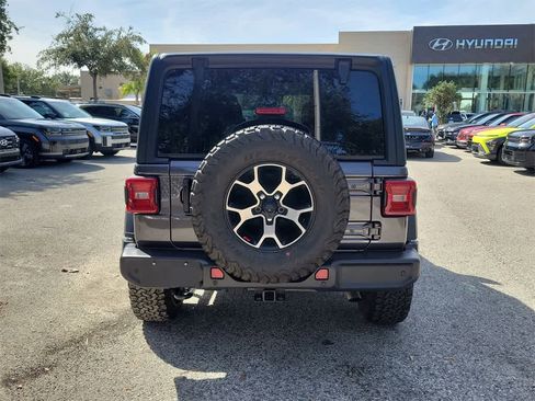 Used 2024 Jeep Wrangler Sport S image 8