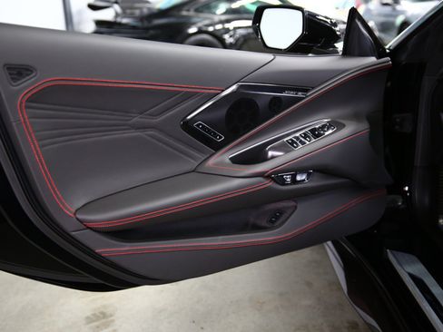 Used 2024 Chevrolet Corvette Z06 w/ Z07 Performance Package RWD image 44