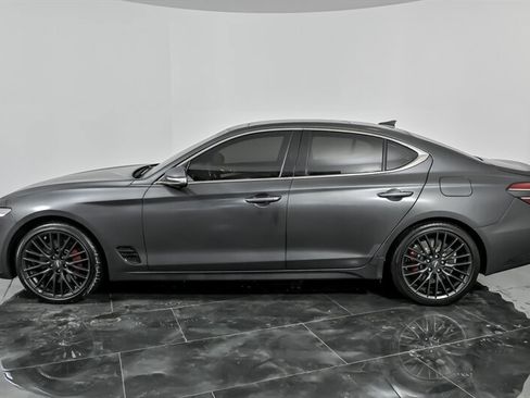 Used 2022 Genesis G70 3.3T Launch Edition image 7