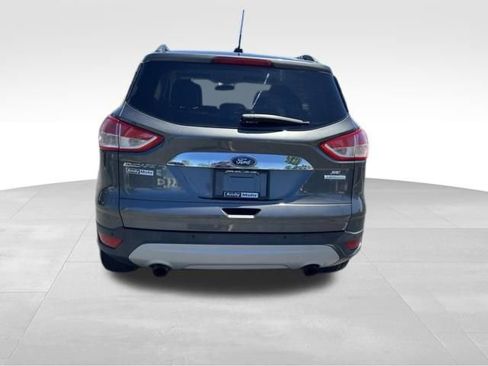 Used 2015 Ford Escape SE w/ SE Chrome Package FWD image 6