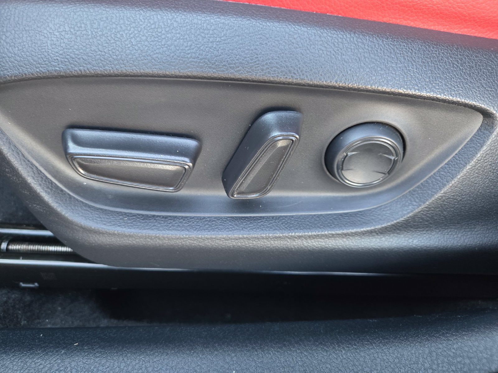 Used 2022 Toyota Camry XSE FWD image 26