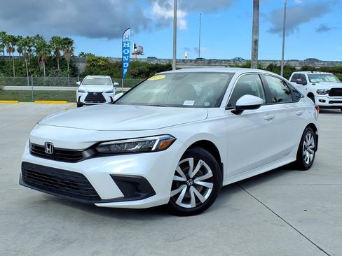 Used 2023 Honda Civic LX image 1