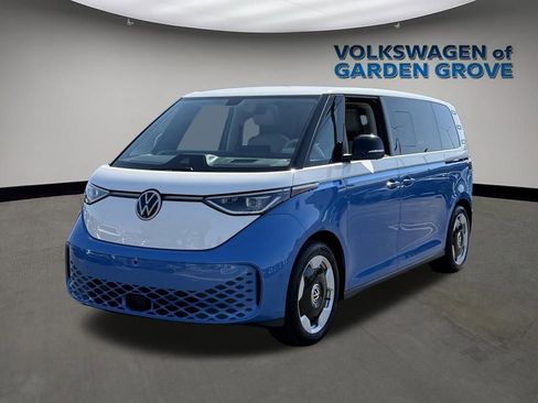 New 2025 Volkswagen ID. Buzz Pro S Plus image 4