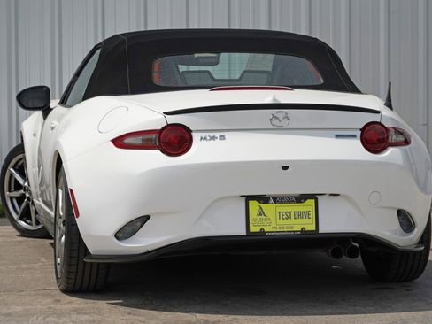 Used 2022 MAZDA MX-5 Miata Grand Touring w/ Appearance Package image 5