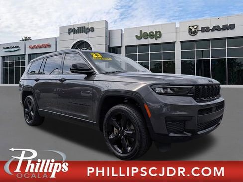 Used 2023 Jeep Grand Cherokee L Laredo AWD/4WD image 1