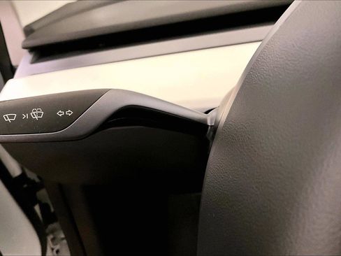 Used 2022 Tesla Model 3 Long Range image 31