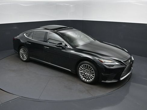 Certified 2024 Lexus LS 500 w/ Interior Upgrade Package RWD image 36