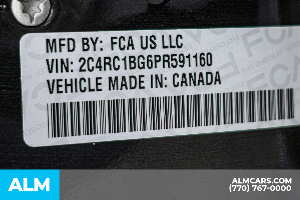 Used 2023 Chrysler Pacifica Touring-L FWD image 62