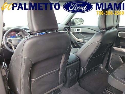 Used 2023 Ford Explorer XLT w/ Equipment Group 202A RWD image 14