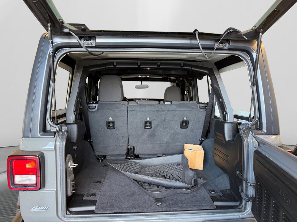 Used 2020 Jeep Wrangler Unlimited Sport AWD/4WD image 19