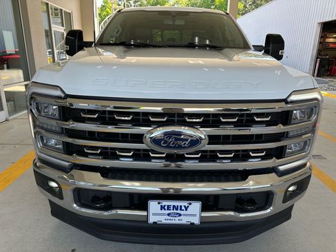 Certified 2024 Ford F250 Lariat AWD/4WD image 8