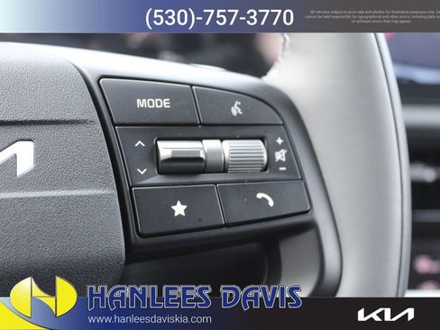 New 2025 Kia EV6 Light w/ Light LR Technology Package image 31