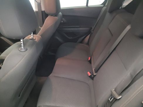 Used 2019 Chevrolet Trax LS w/ Tint and Cruise Package image 18