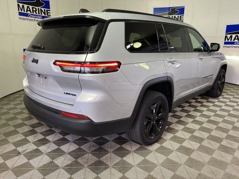 Used 2024 Jeep Grand Cherokee L Limited w/ Black Appearance Package RWD image 16