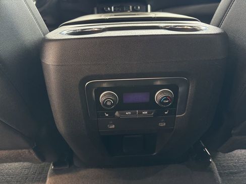 Used 2023 Chevrolet Tahoe Z71 w/ Luxury Package image 25