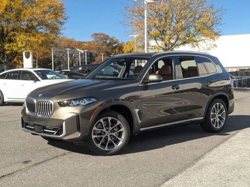 New 2026 BMW X5 xDrive40i w/ Premium Package image 1