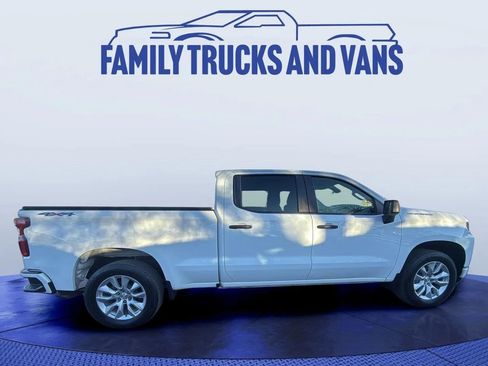 Used 2022 Chevrolet Silverado 1500 Custom w/ Safety Confidence Package image 5