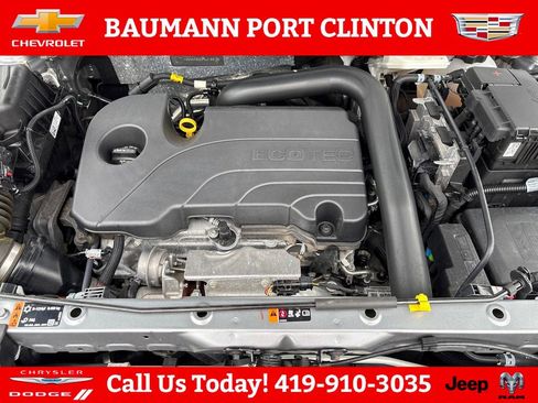 Used 2023 Chevrolet Equinox Premier FWD image 22