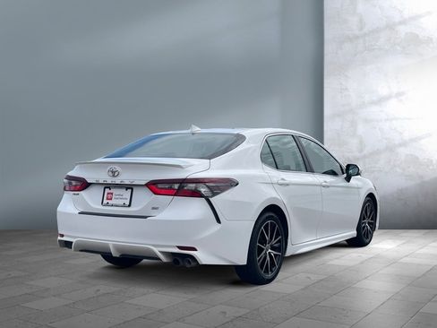 Certified 2023 Toyota Camry SE w/ Cold Weather Package FWD image 6