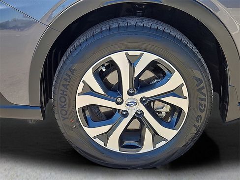Used 2022 Subaru Outback Limited XT w/ Popular Package #2 image 14