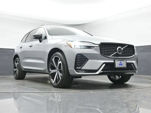 Used 2024 Volvo XC60 B5 Ultimate w/ Climate Package AWD/4WD image 39